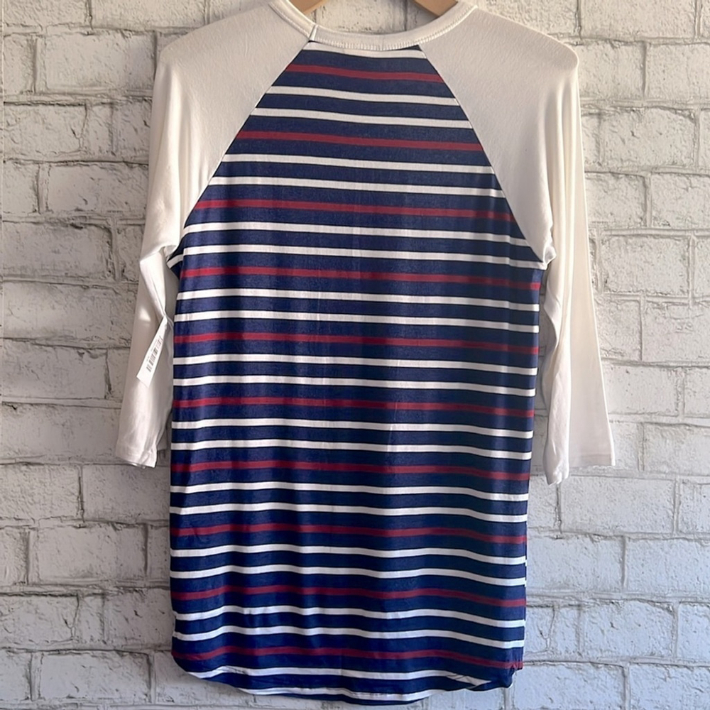 NWT Patriotic Striped LuLaRoe Randy Baseball Tee Size XS Stretchy Lightweight - Picture 2 of 7
